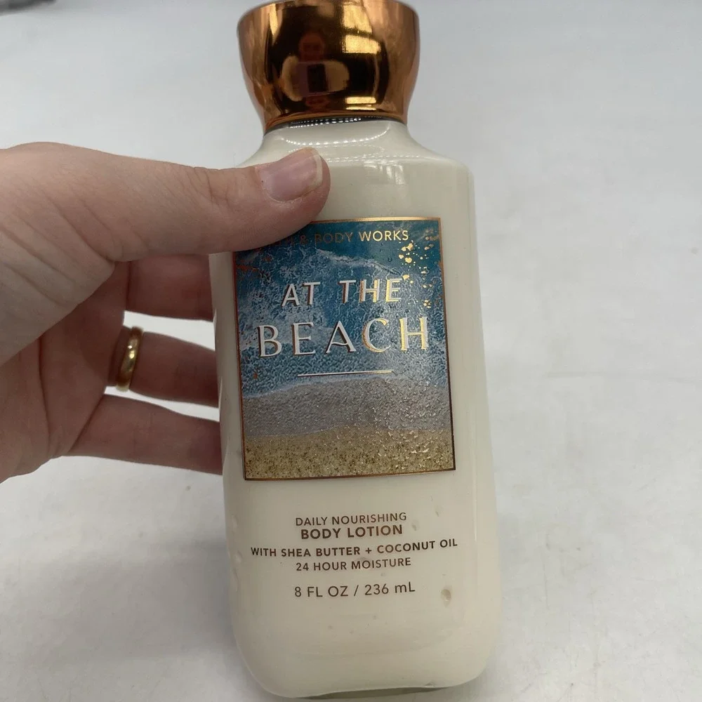 Bath & Body Works At The Beach Daily Nourishing Body Lotion 8 fl oz NEW